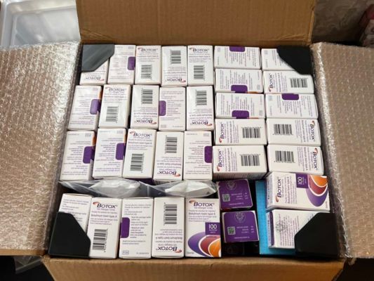 সেরা বোটক্স® এবং ডিস্পোর্ট ইনজেক্টর - মুখের যত্নের জন্য অ্যালারগান বোটক্স বোটুলিনাম টক্সিন